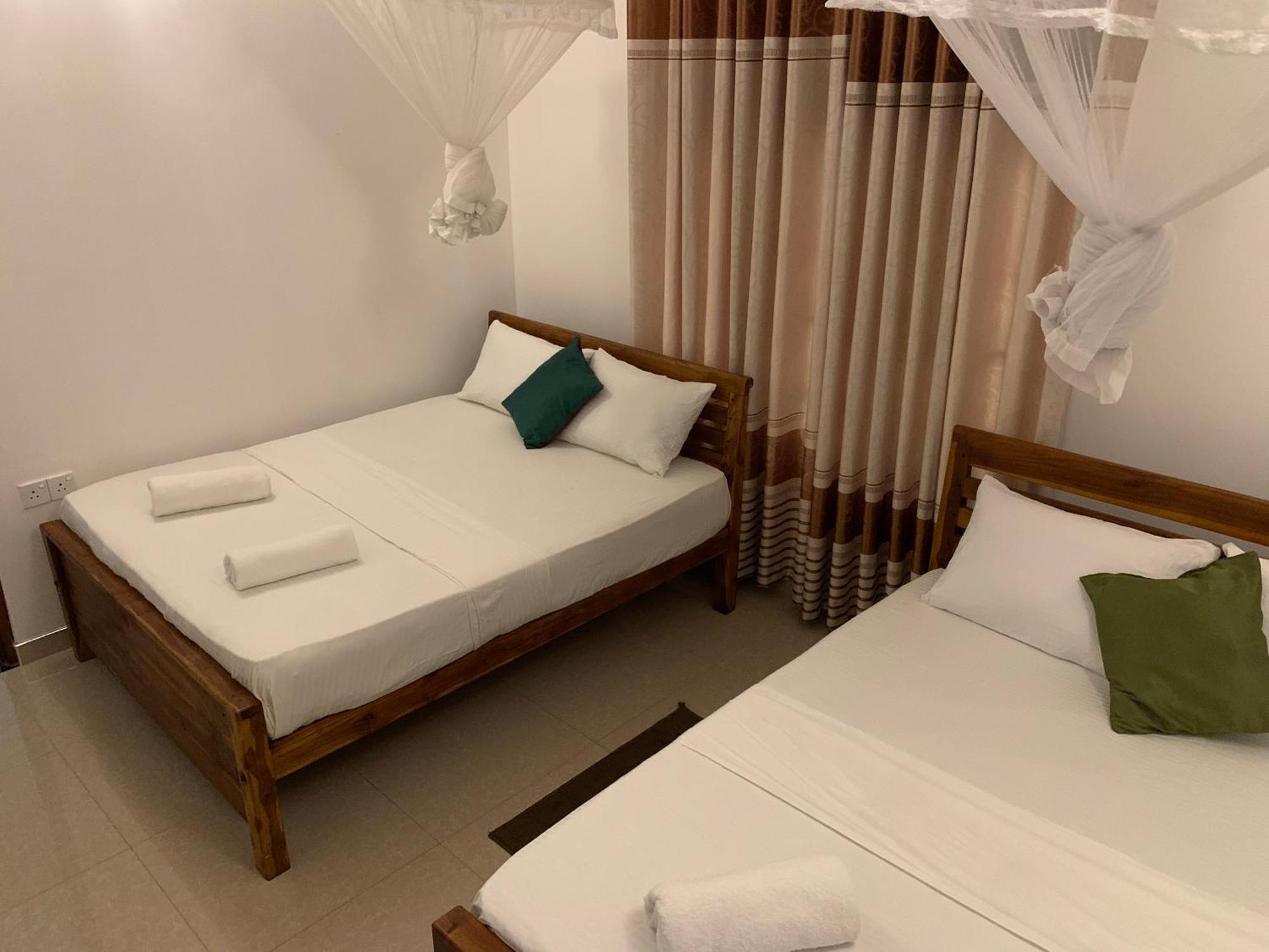 Walawa Blue Sapphire Hotel Udawalawe Eksteriør billede