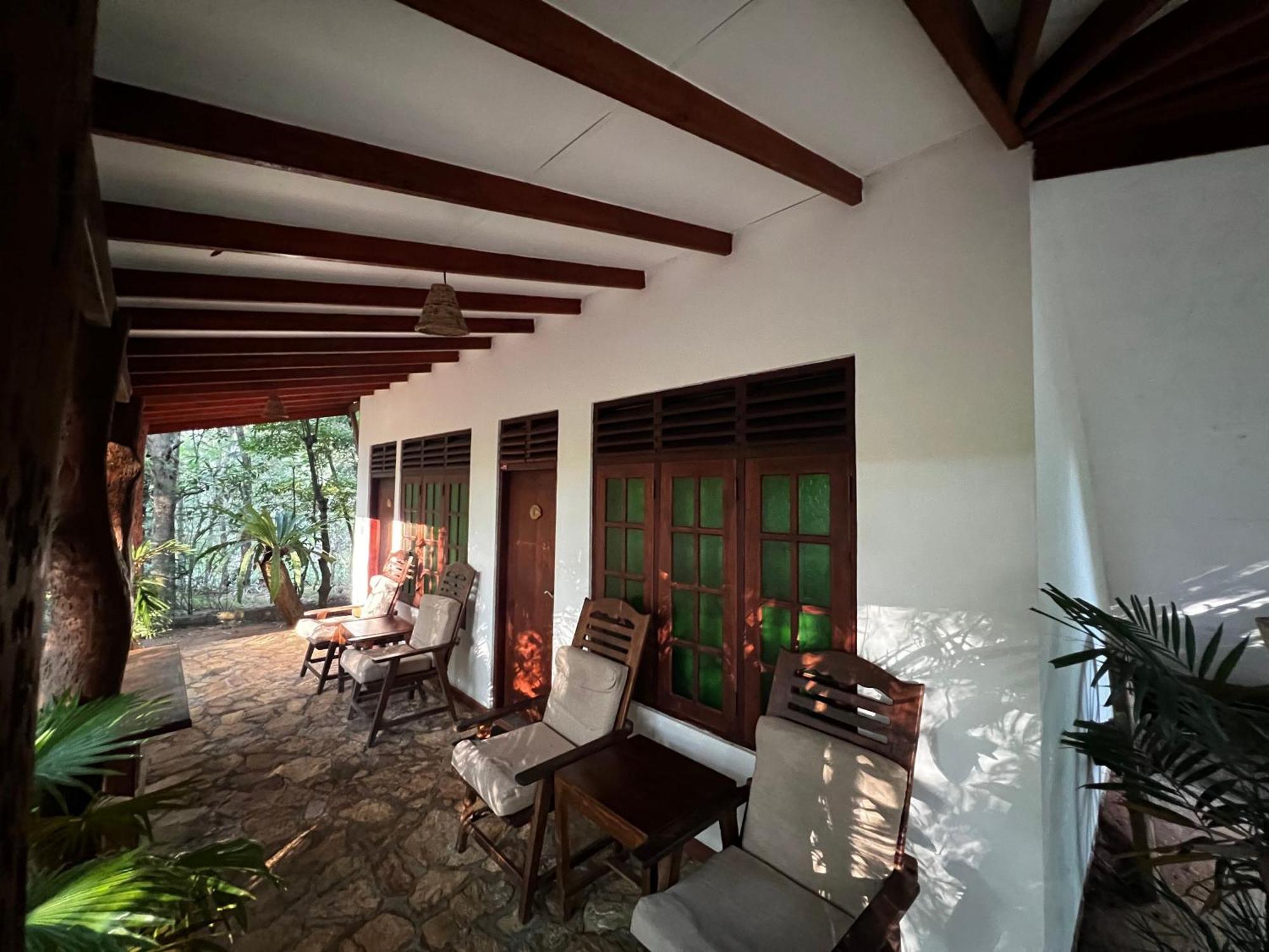 Walawa Blue Sapphire Hotel Udawalawe Eksteriør billede